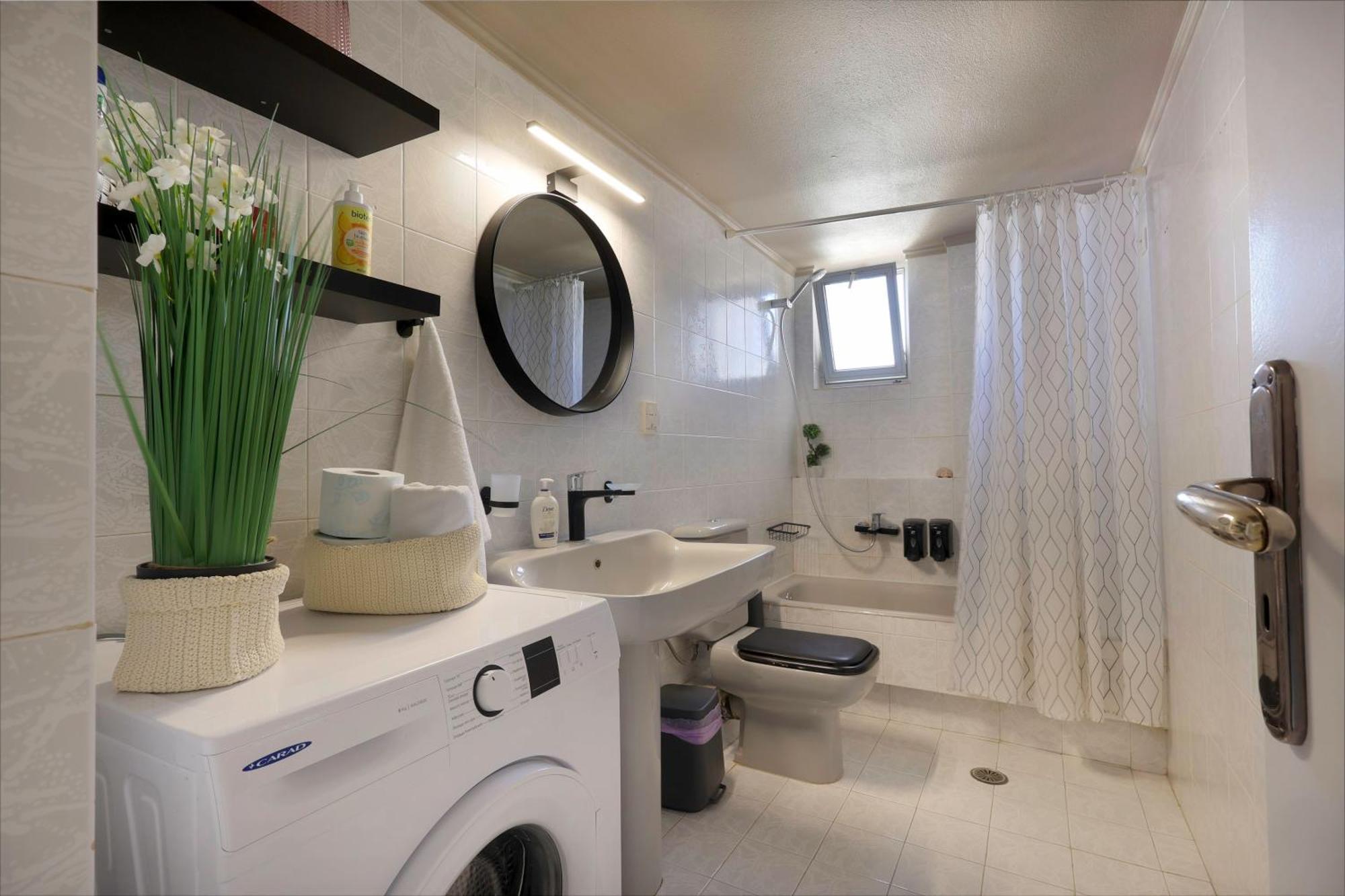 Renaissance City Apartment "By Checkin" Heraklion  ภายนอก รูปภาพ